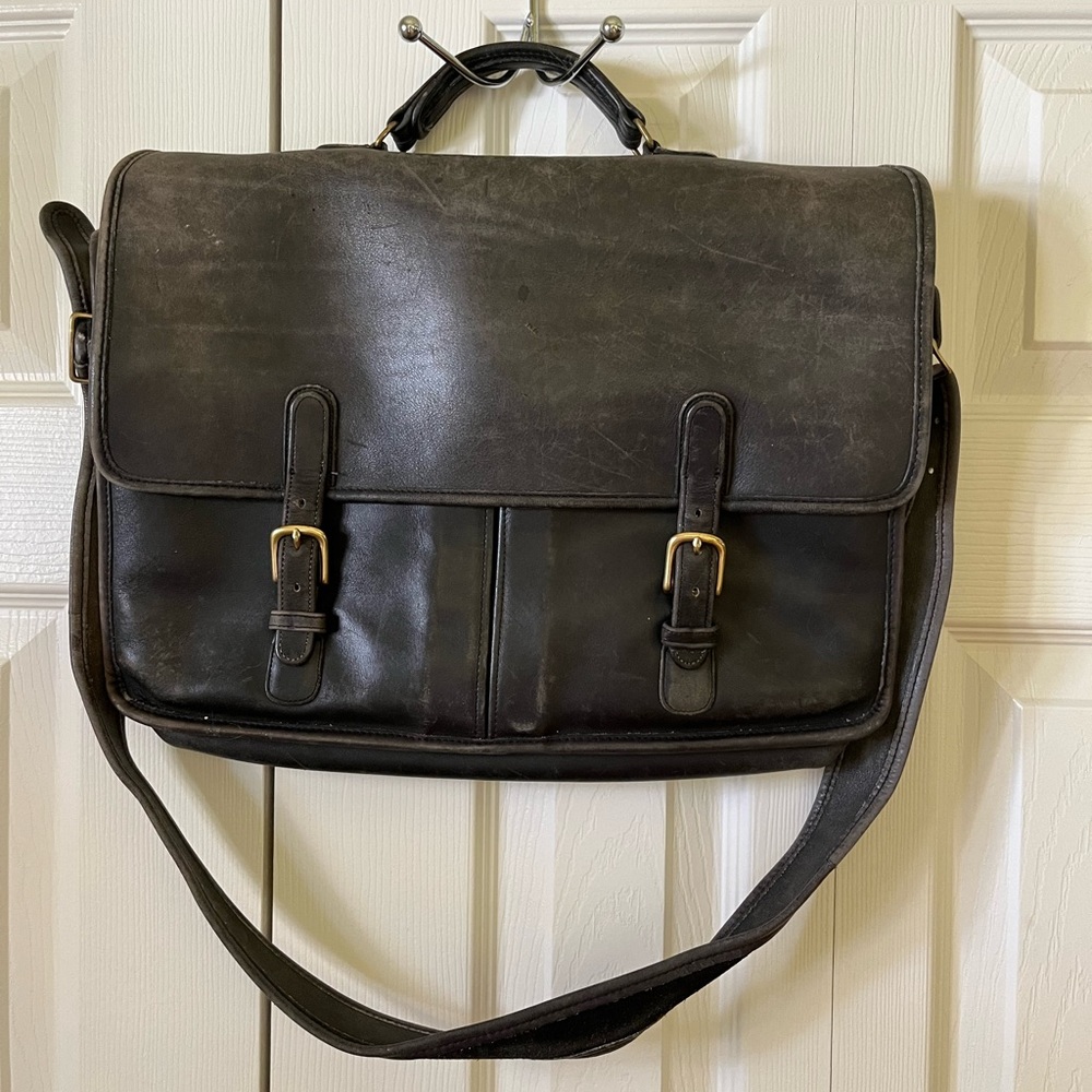 Experienced Coach briefcase